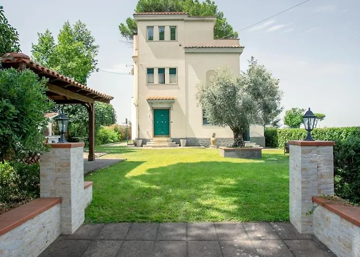 Castelli Romani Con Piscina & Giardino Privato, 8 Ospiti Villa *
