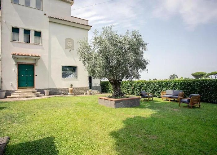 Villa Castelli Romani Con Piscina & Giardino Privato, 8 Ospiti Rome