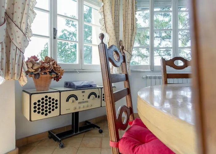Castelli Romani Con Piscina & Giardino Privato, 8 Ospiti Villa *