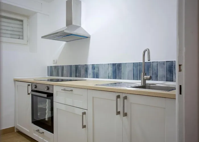 Villa Castelli Romani Con Piscina & Giardino Privato, 8 Ospiti *